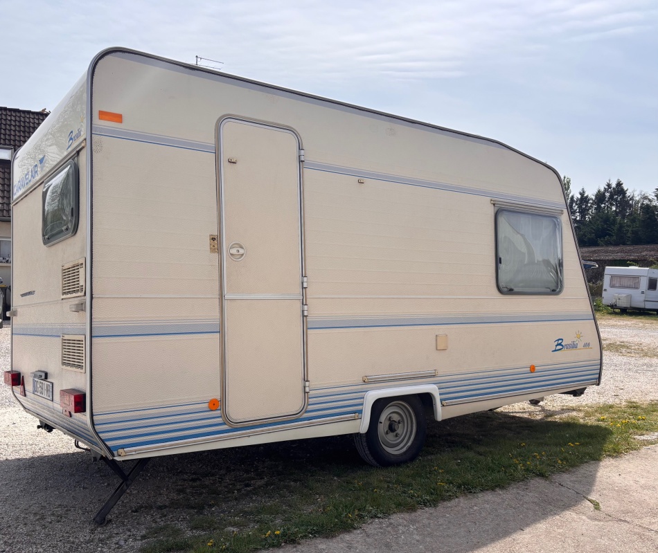 caravane CARAVELAIR BRASILIA 400 mod&egrave;le 1997